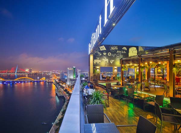 브릴리언트 톱 바 Brilliant Top Bar 다낭