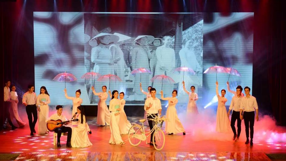아오자이 쇼 Áo Dài Show 다낭