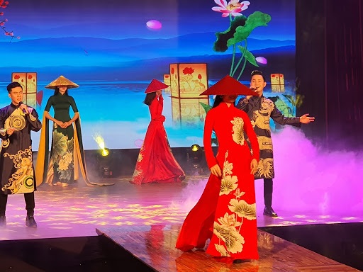 아오자이 쇼 Áo Dài Show 다낭