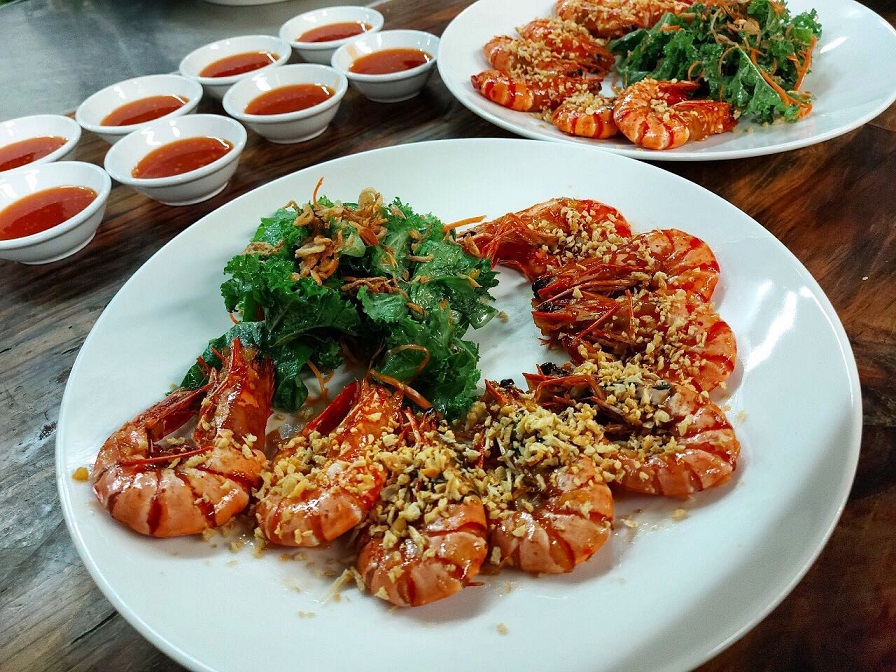 반 하우스 BBQ & 비어 (Barn House) 달랏