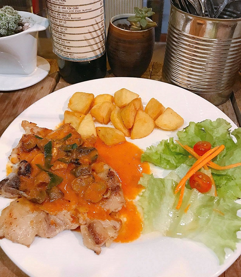 구미 치킨 스테이크 Gummy Chicken Steak 달랏