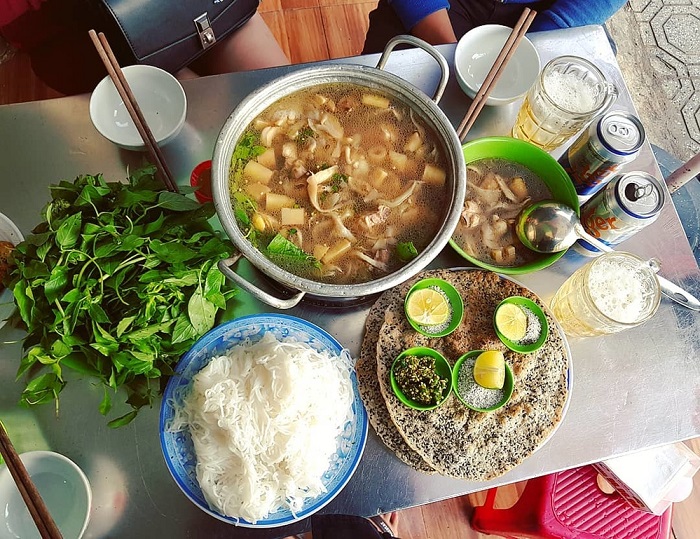 라에 닭 훠궈 따오응오 (Lẩu gà lá é Tao Ngộ) 달랏