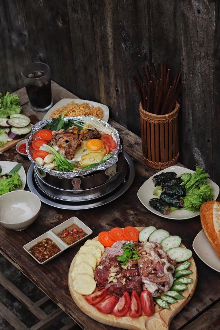 띠엠 보 랏 칠 Tiệm Bò Rất Chill 달랏