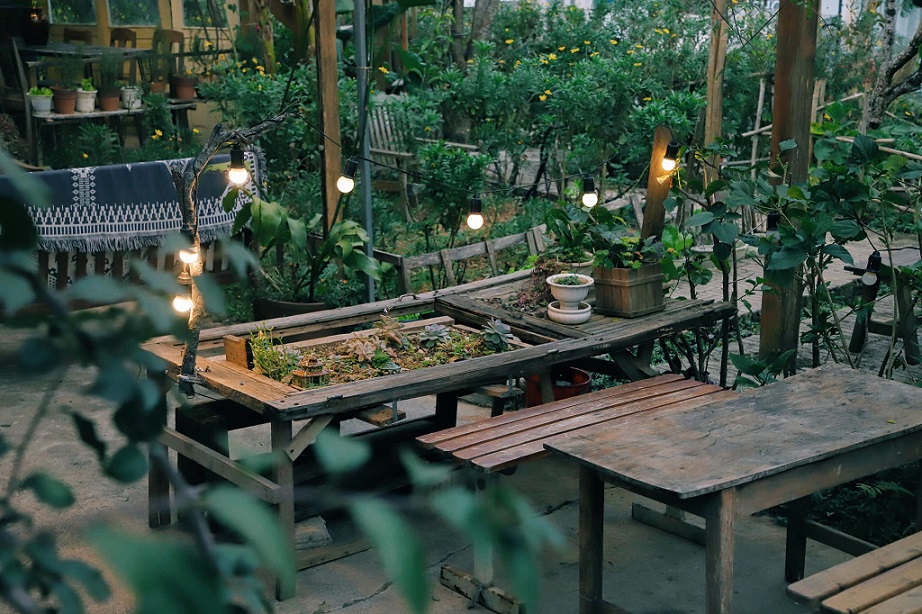 띠엠 보 랏 칠 Tiệm Bò Rất Chill 달랏