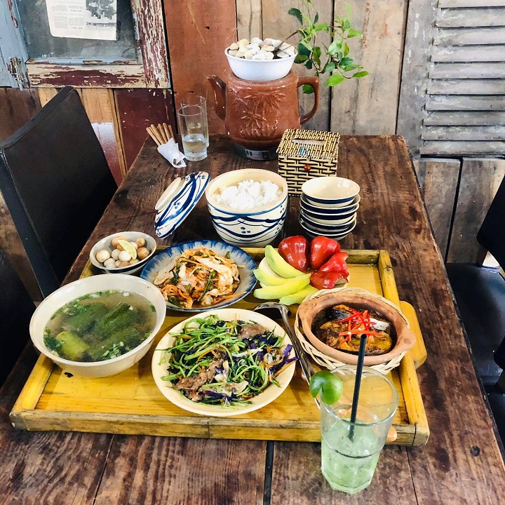 띠엠 껌 메리 Tiệm cơm Mêli 달랏