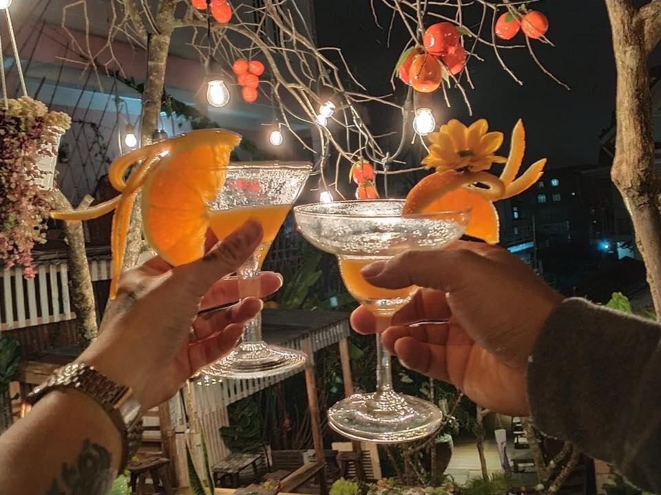 포 덴 롱 술집 Tiệm rượu phố đèn lồng 달랏