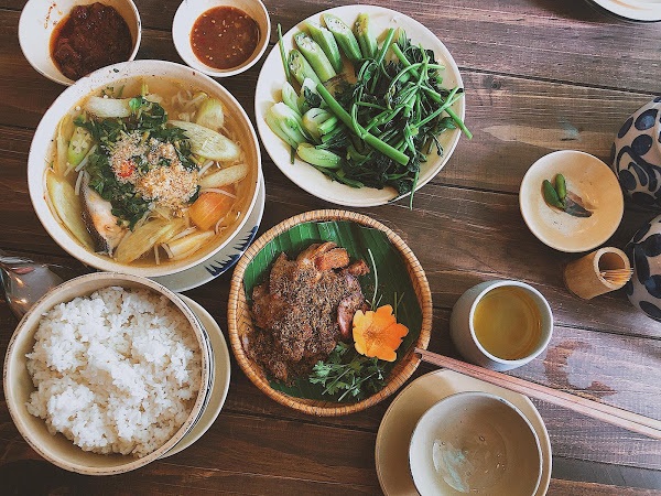 꼬무냐 쭈온쭈온낌 Cơm Nhà Chuồn Chuồn Kim 냐짱