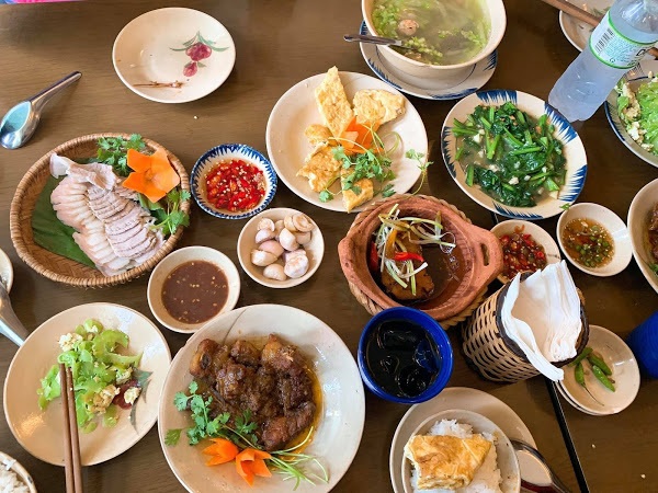 꼬무냐 쭈온쭈온낌 Cơm Nhà Chuồn Chuồn Kim 냐짱