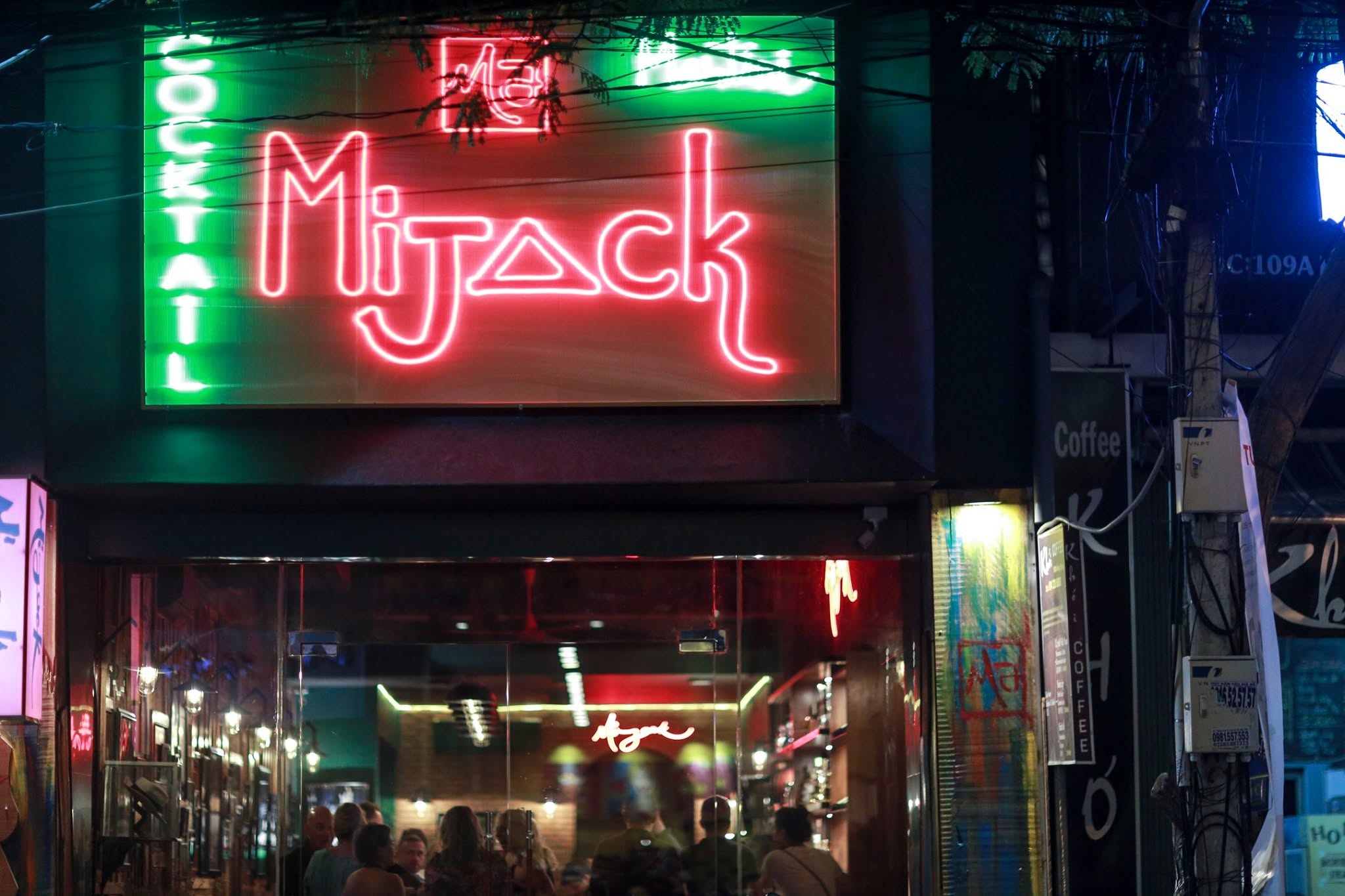 미잭 바 나트랑 (MiJack Bar)