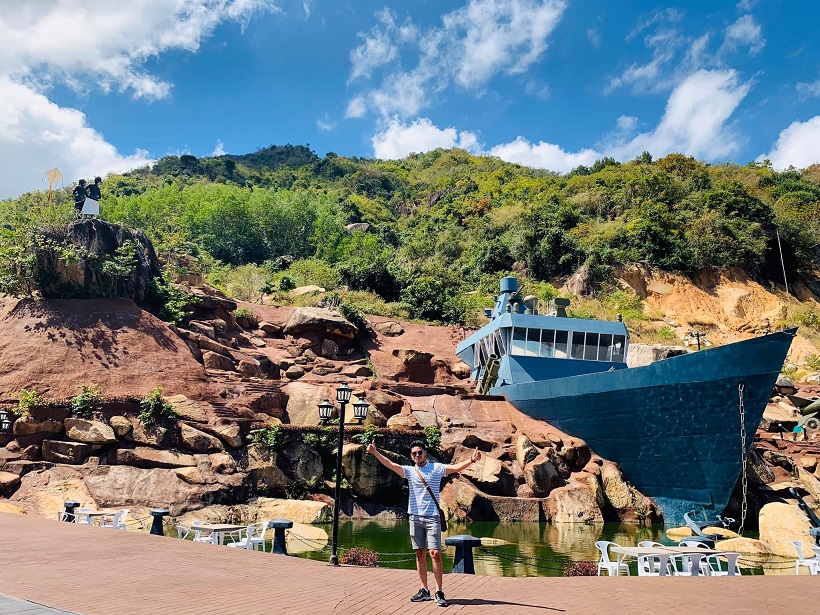 잠수함 관광지 나트랑 Submarine Tourist Area