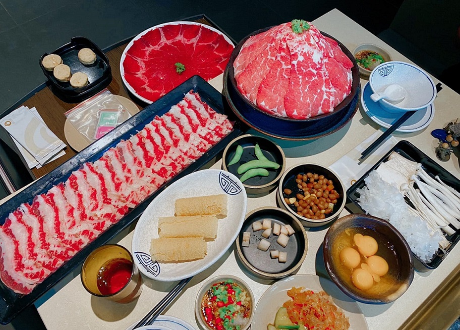 만와 아리아나 나트랑 대만식 훠궈 뷔페 Manwah