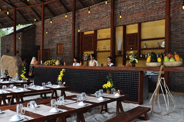 와이바 아이리조트 Y-Bar I-Resort 냐짱