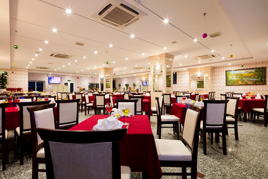 갈리오트 호텔 레스토랑 Galliot Hotel Restaurant 냐짱