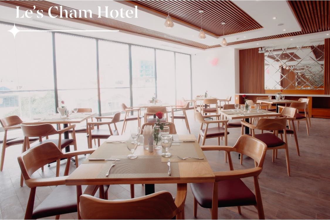 레스 짬 호텔 레스토랑 Le’s Cham Hotel Restaurant 냐짱