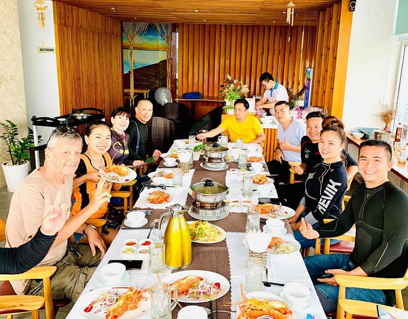 레스 짬 호텔 레스토랑 Le’s Cham Hotel Restaurant 냐짱