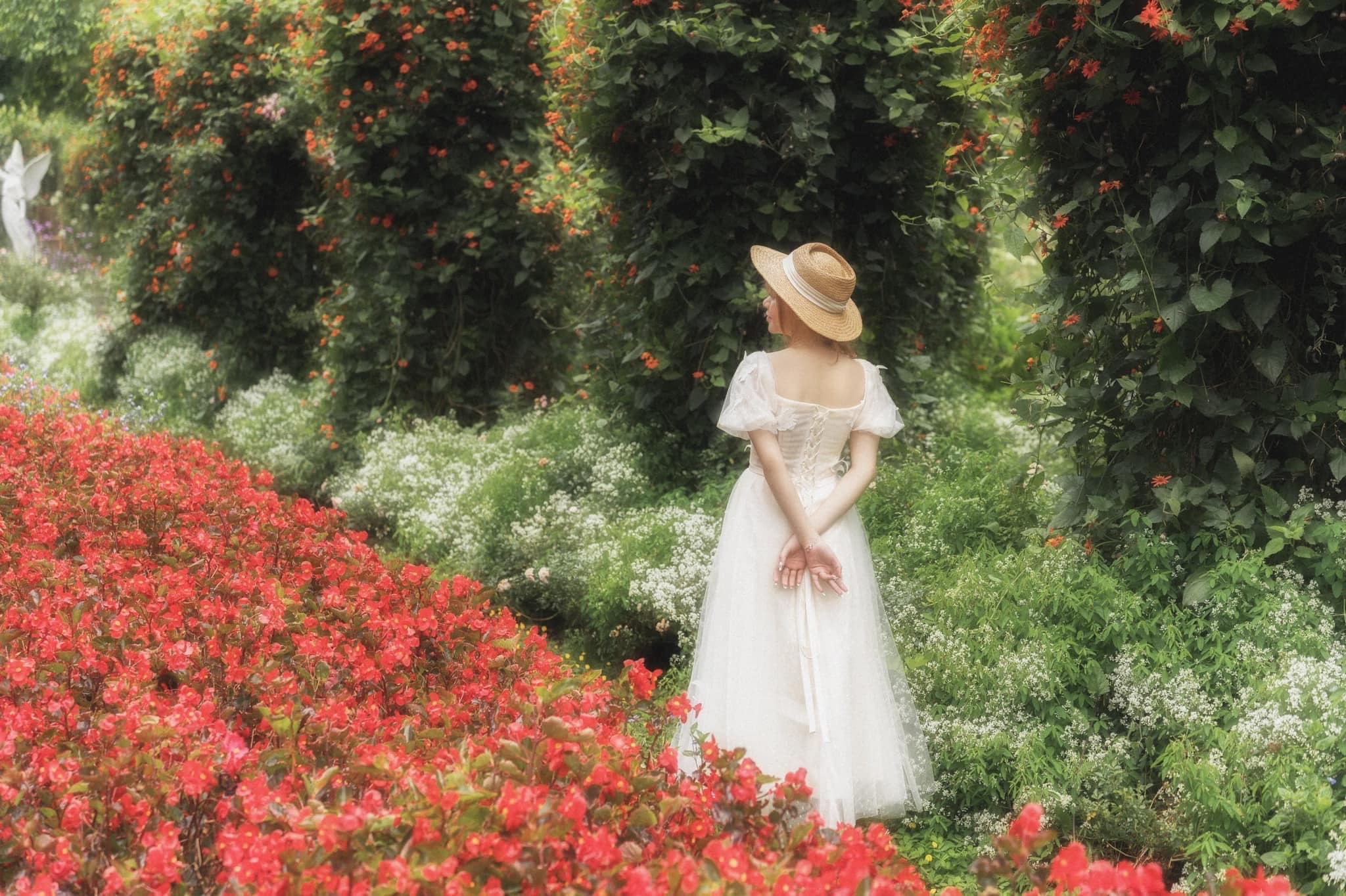 F 꽃밭 카페 F Cafe Dalat Flower Field