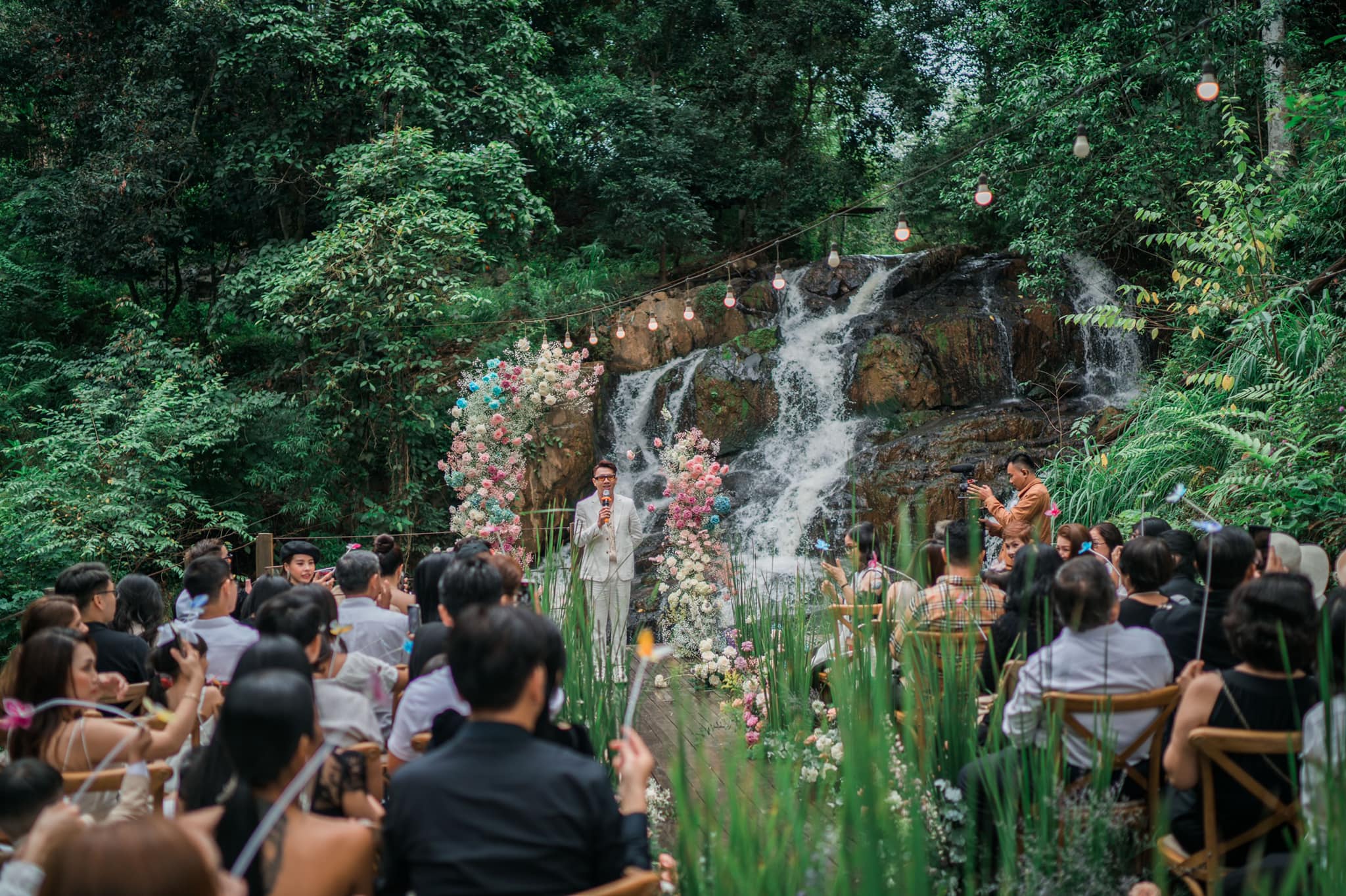 F 꽃밭 카페 F Cafe Dalat Flower Field