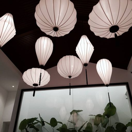 마담프엉 식당 Madam Phuong Restaurant