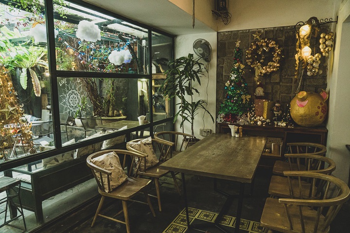 놈놈 식당 Nom Nom Restaurant