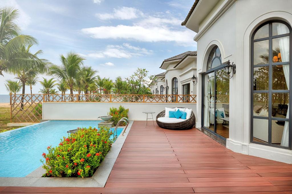 3-Bedroom Villa Ocean View (FX)