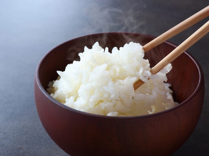 밥으로 만든 베트남 음식을 다 드셔 보세요 ~ 네 가지 대표적인 음식을 추천할 게요