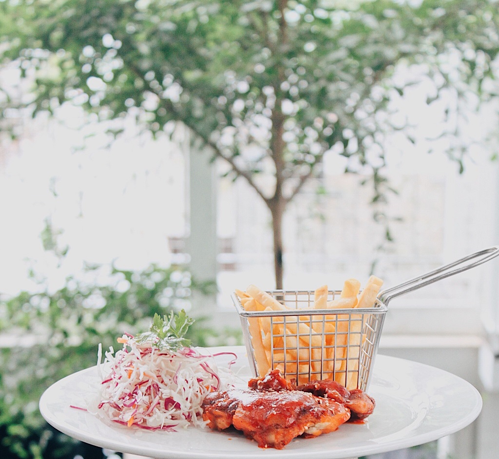 추온추온 비스트로 바 Chuồn Chuồn Bistro & Bar 푸꾸옥
