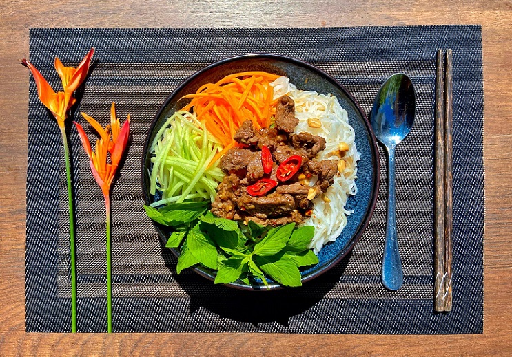추온추온 비스트로 바 Chuồn Chuồn Bistro & Bar 푸꾸옥