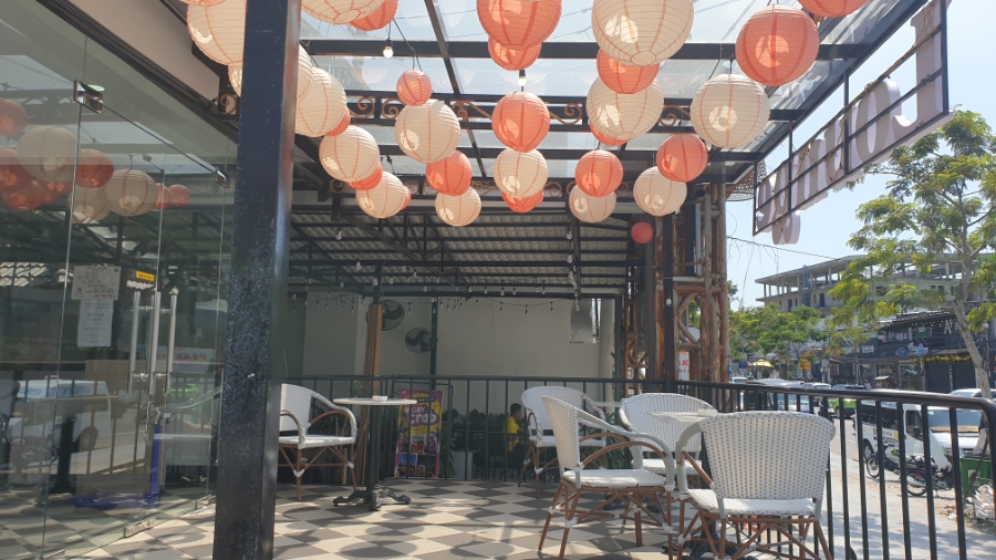 헤븐 카페 & 라운지 (Heaven Cafe & Lounge)