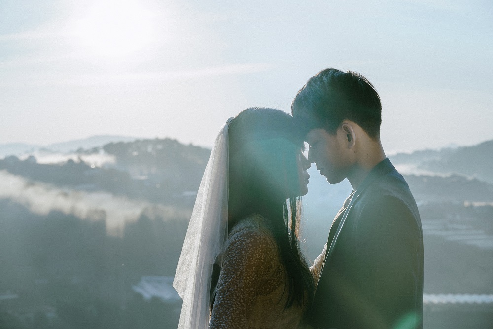 달랏에 결혼사진 찍으면 어떻게 보일까?