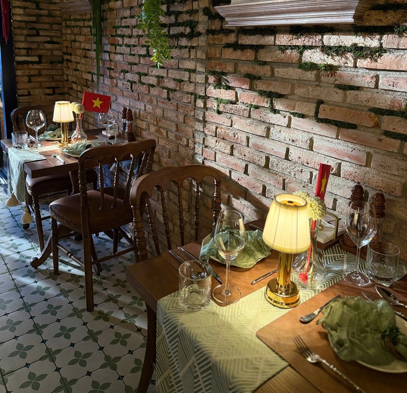 로컬 해산물 스테이크 L'amour Kitchen & Wine 나트랑맛집추천 저녁에 방문한 맛도리 