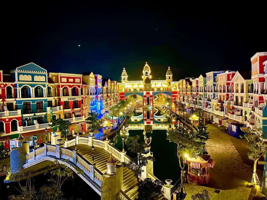 베네치아 곤돌라 보트 Venice Gondola 그랜드 월드 푸꾸옥